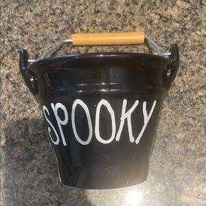 Black 'Spooky' Halloween Bucket